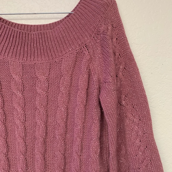 Off the Shoulders Sweater Top - Picture 2 of 4